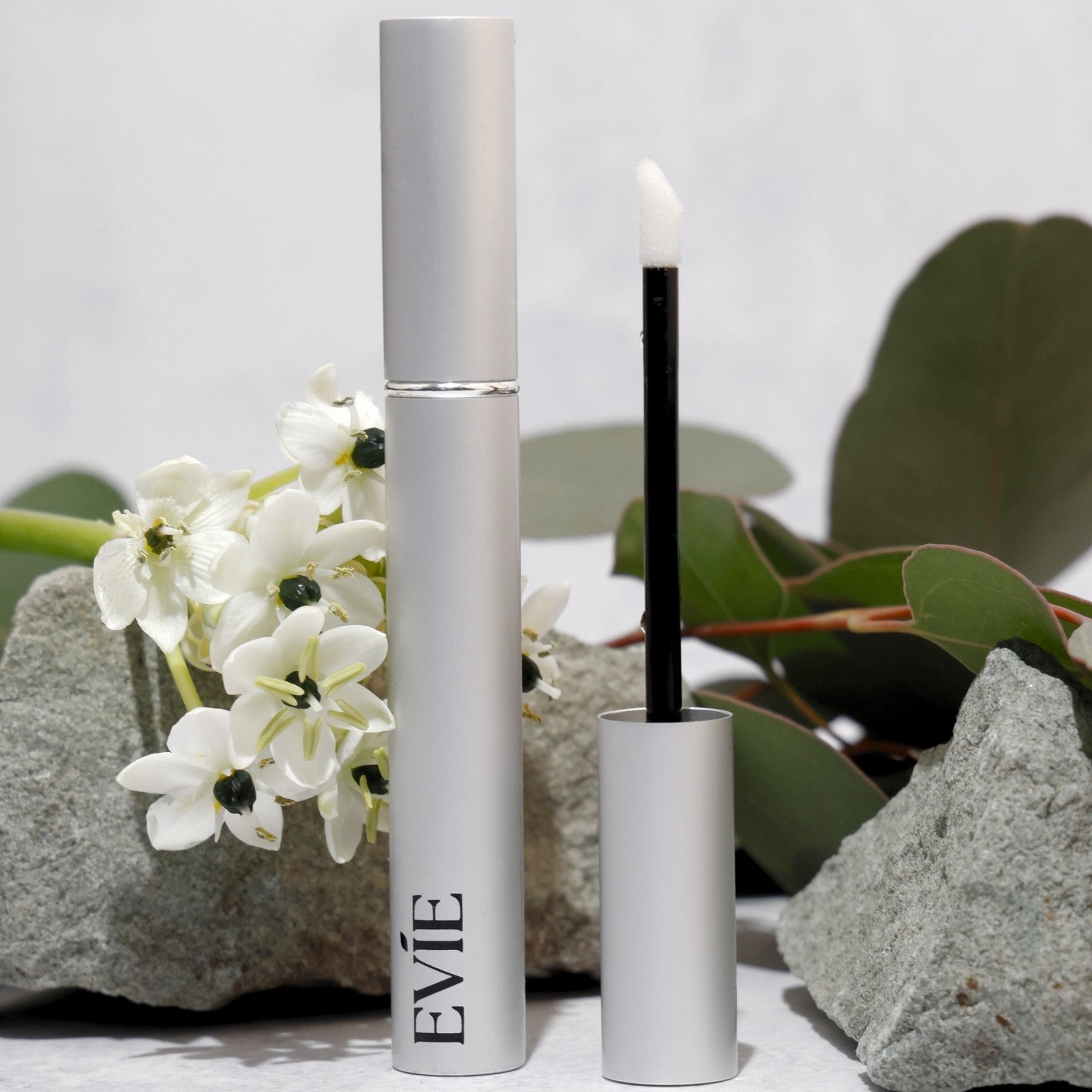 EVIE EYEBROW SERUM EVIE Cosmetics